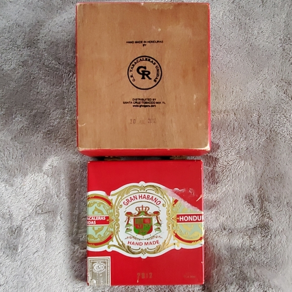 GRAN HABANO Cigar Box - Picture 4 of 8